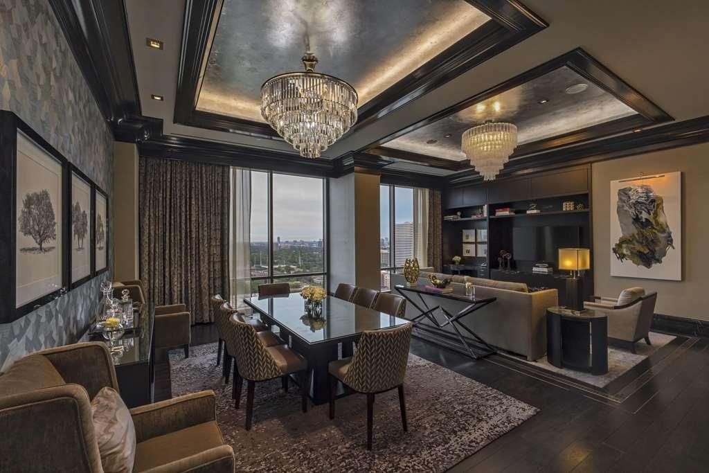 The Post Oak 5*