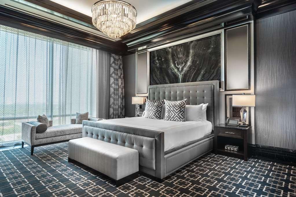 The Post Oak 5*