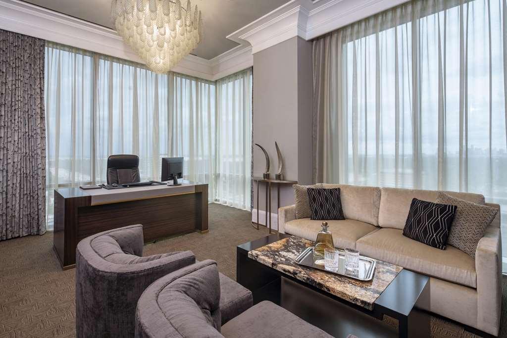 The Post Oak Hotel 5*