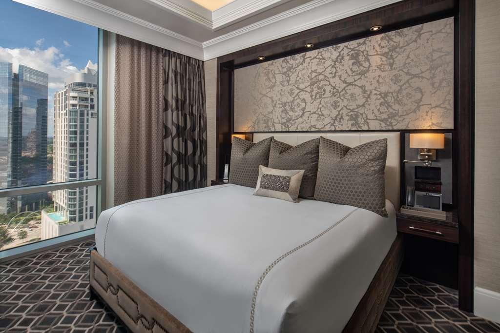 Hotel The Post Oak 5*