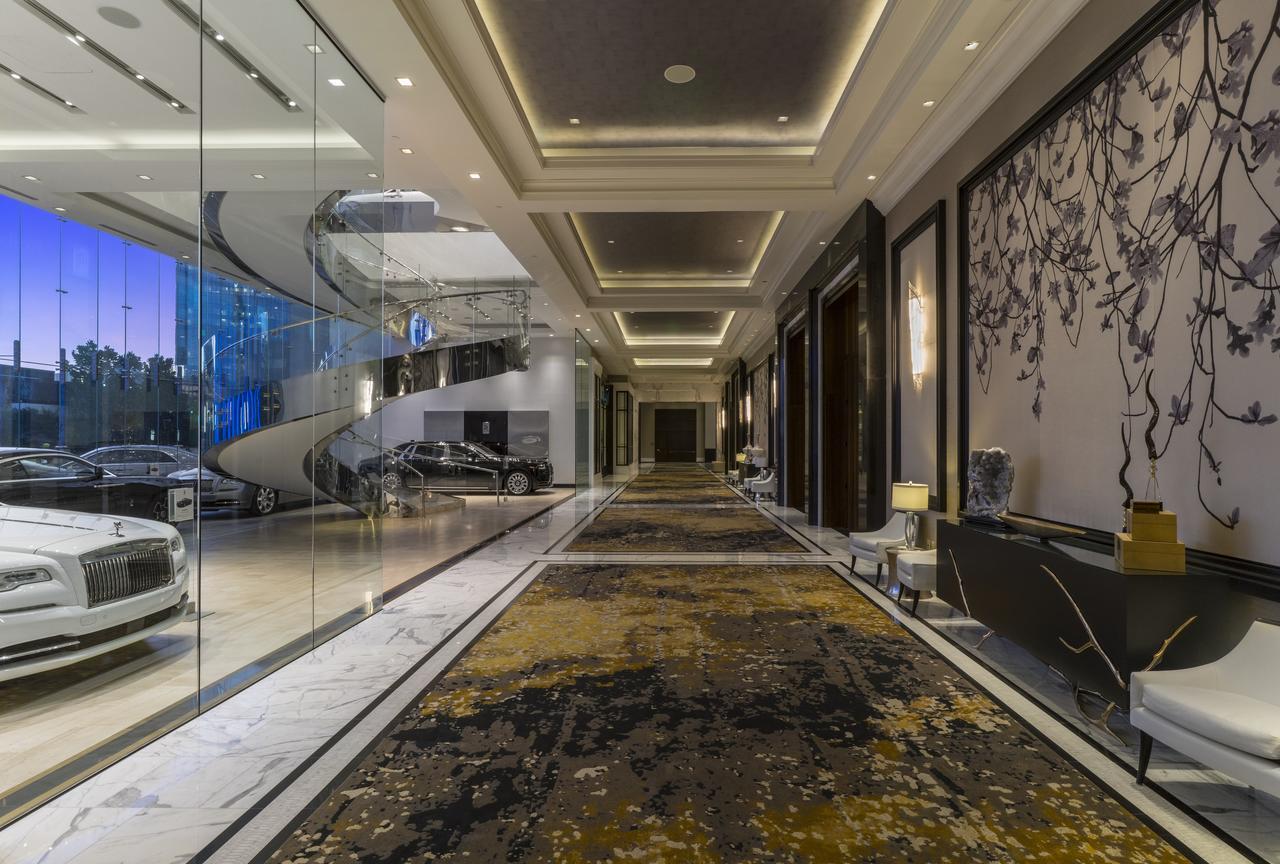 The Post Oak 5*