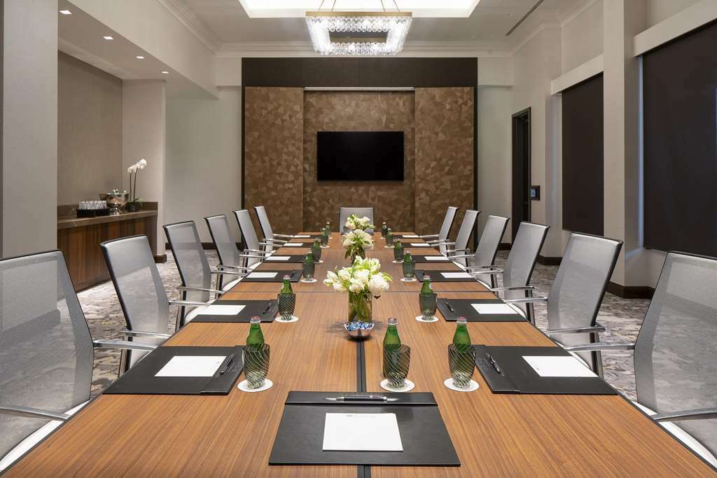 The Post Oak 5* Houston